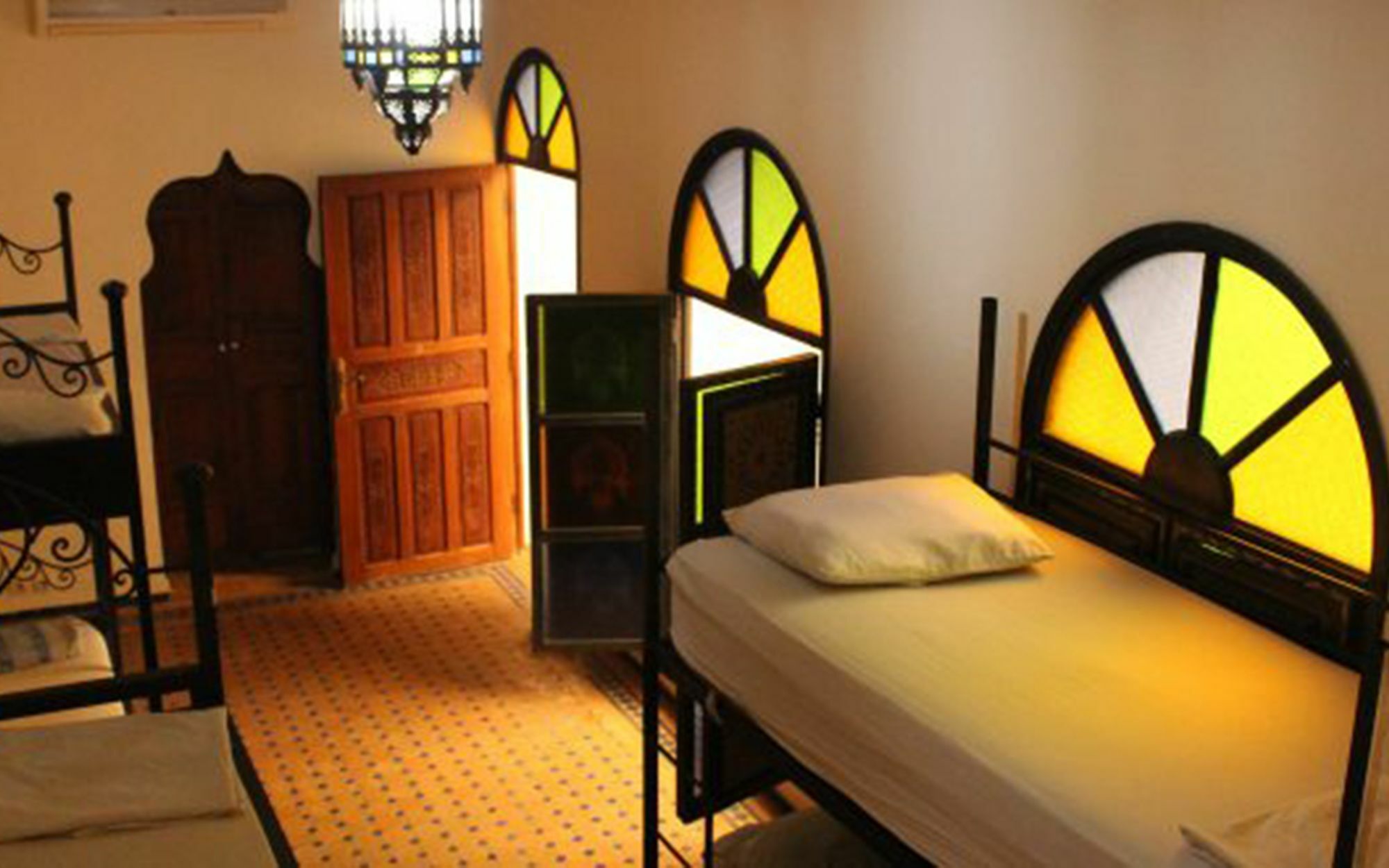 Funky Fes Hostel ภายนอก รูปภาพ